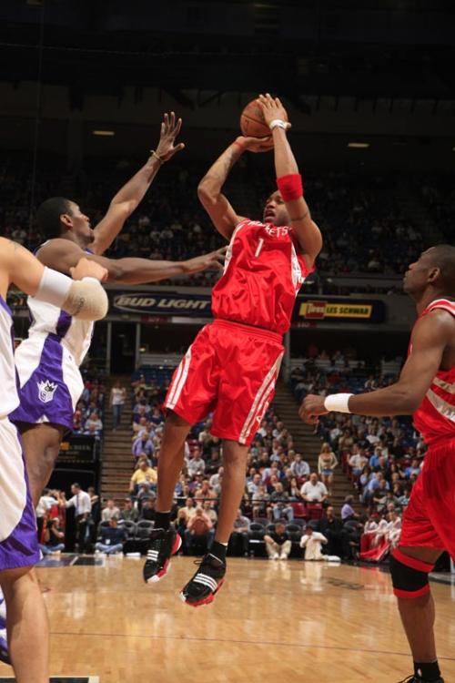 膝半蹲更安 膝半蹲更安